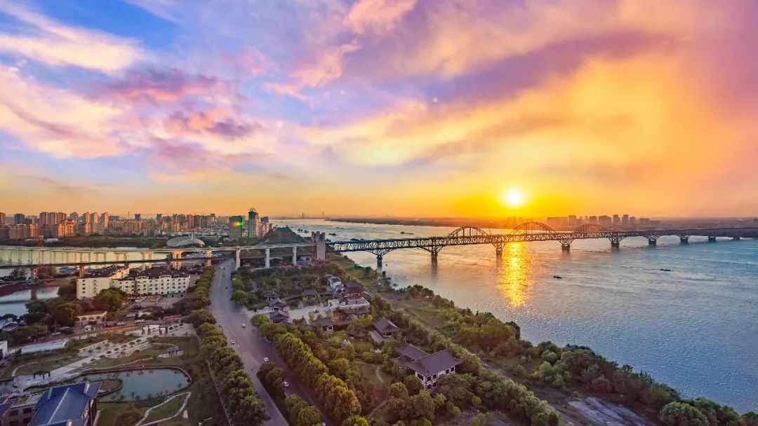 建设长江经济带区域航运中心——九江新棋局