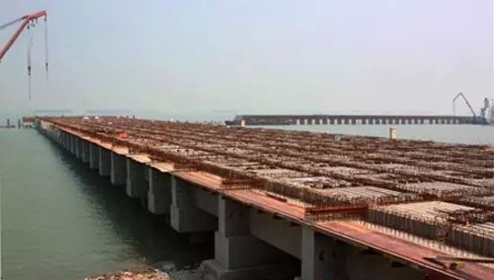 苏州港太仓港区首座重工码头施工进展顺利