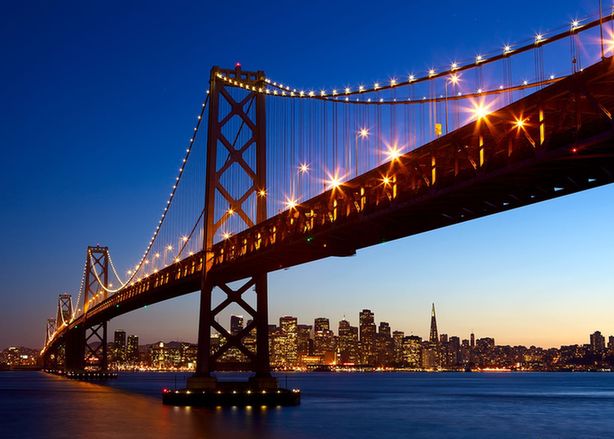 美国西海岸港口劳资寻求延长合约 稳定商业活