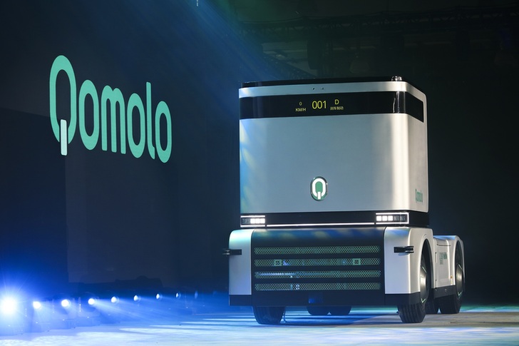 西井科技在沪发布全球首款全时无人驾驶重卡