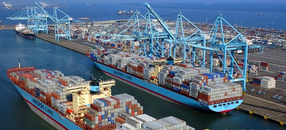 马士基码头:大船和大港难为码头运营商