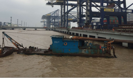 小型水库清淤方案水库清淤施工方案浅叙沿海集装箱船埠下方及后方本事(2)