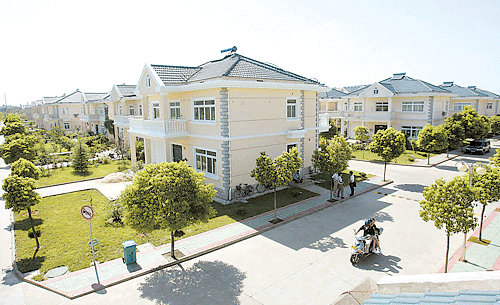 武家嘴村的别墅群.