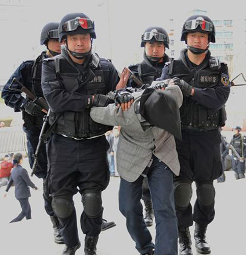 刘汉刘维黑道解析:一个冲锋在前一个隐藏于后