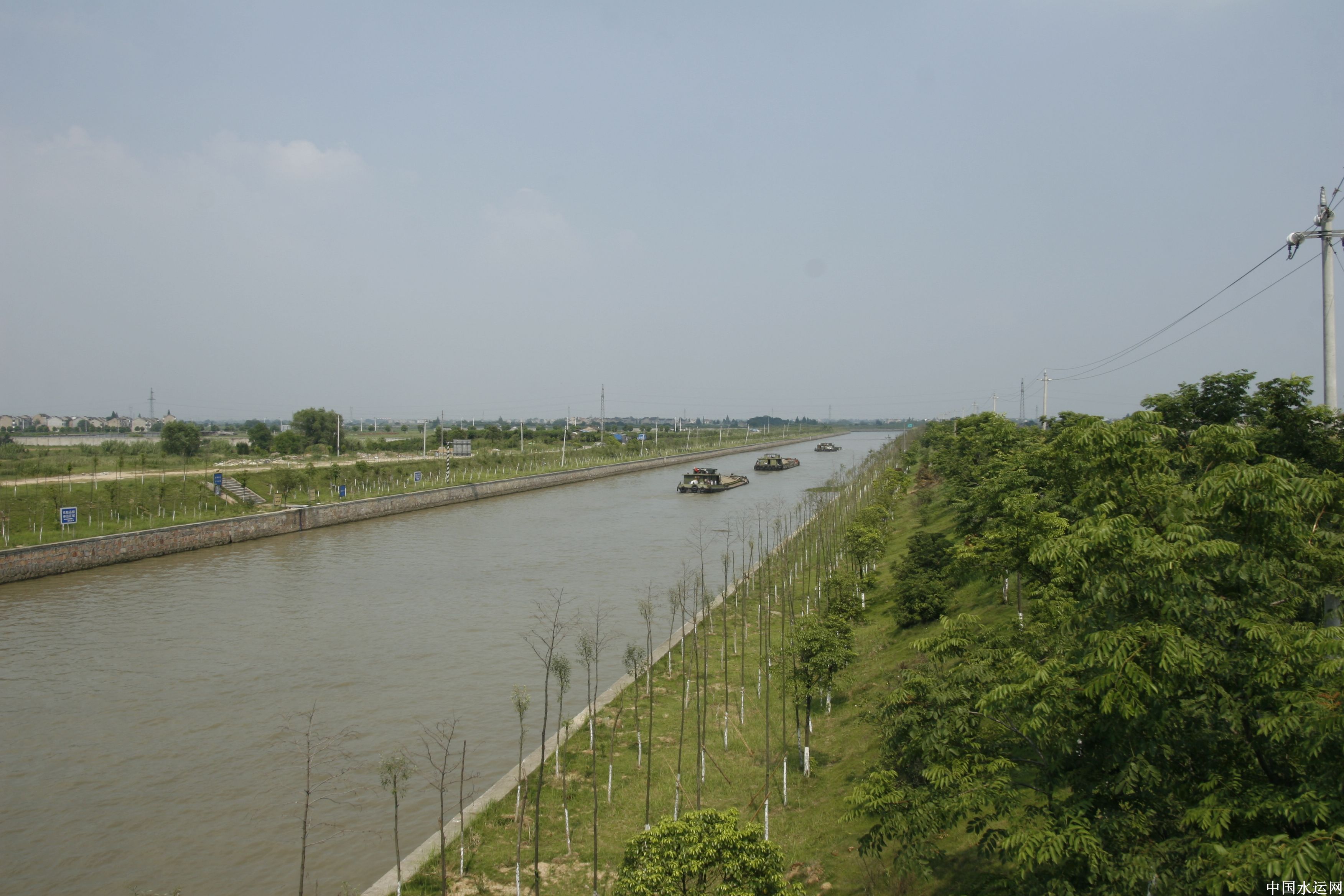 溧阳:让芜申线"母亲河"披上迷人的绿纱