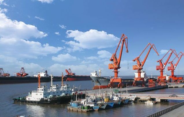 环渤海港口煤炭运量剖析