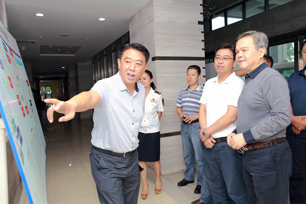 交通运输部综合规划司彭思义副司长到宜宾海事局开展工作调研
