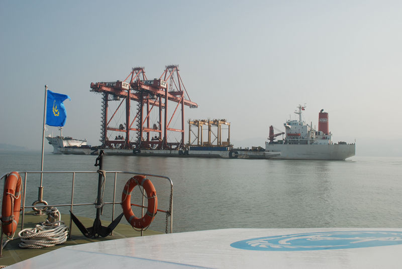 服务大港口建设漳州海事局积极探索古雷港水上施工安全监管长效机制