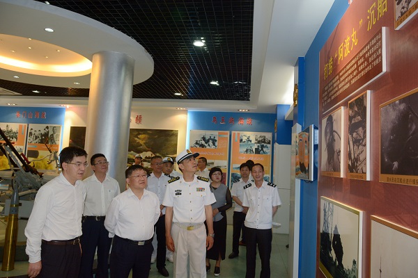 福州救助基地与海军福建基地签署军民融合海上应急医学救援合作协议书